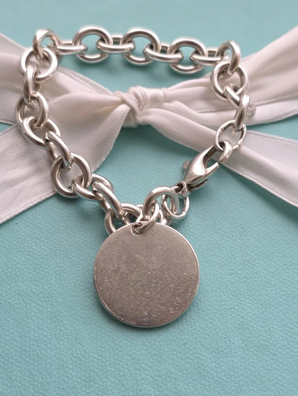 Tiffany & Co. round tag